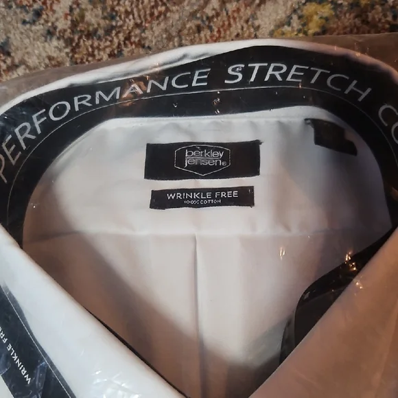 NWT Berkley & Jensen Performance Stretch Wrinkle Free   Dress Shirt - Picture 2 of 6